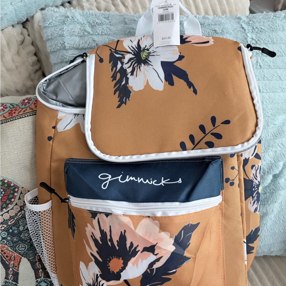Gimmicks by BKE Floral Tan and Navy Insulated Backpack